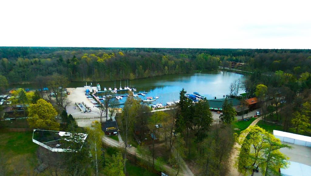 Pokoje Goscinne Ruciane-Nida Bagian luar foto